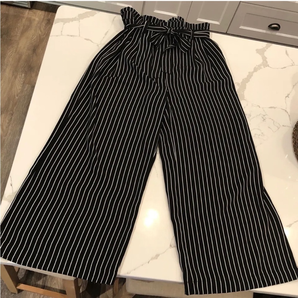 Who What Wear Black White Striped Paper Bag Waist Wide Leg Cropped Pants Large